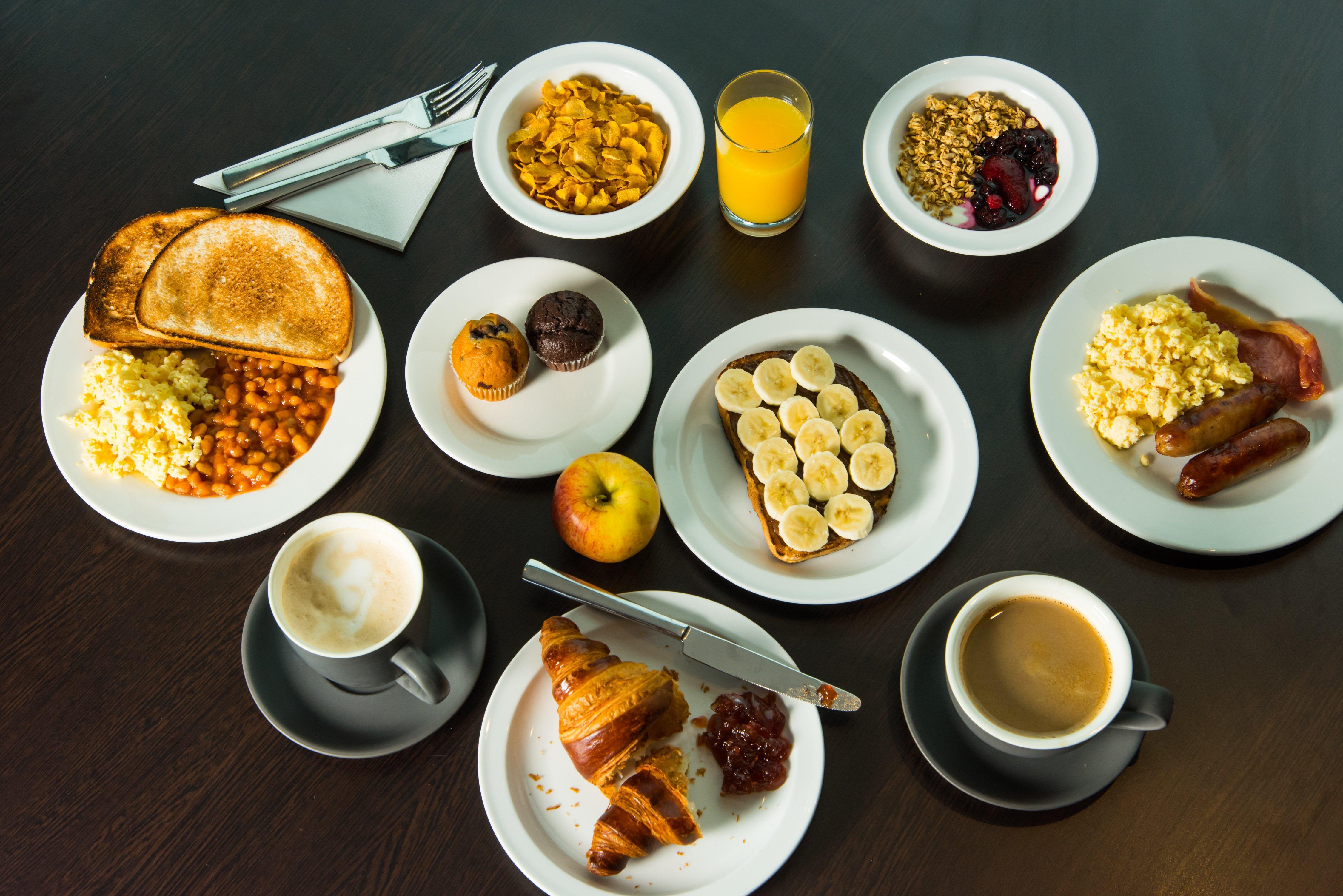 Holiday Inn Express Warwick - Stratford-Upon-Avon By Ihg Eksteriør bilde